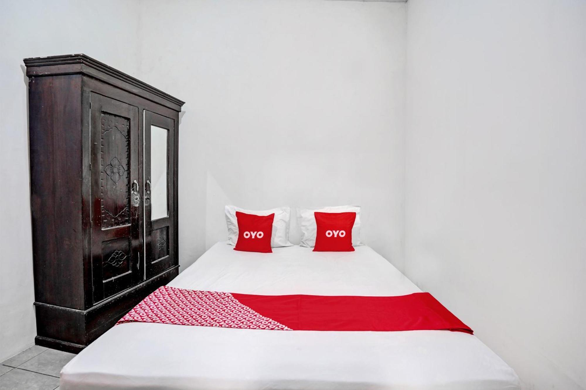 Oyo Life 92840 Wisma Morricco Jombang Exteriér fotografie
